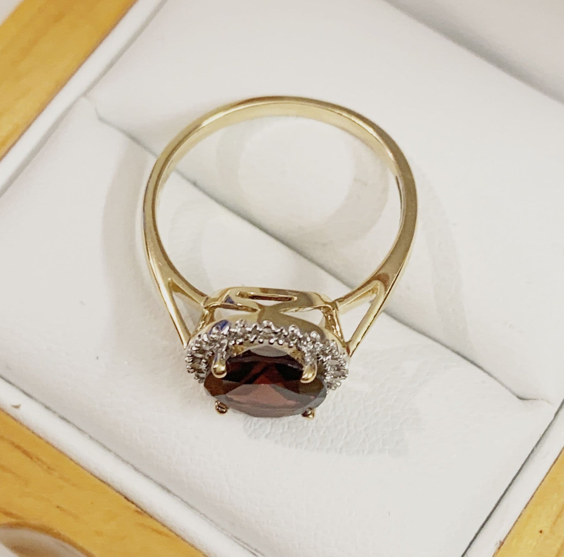 Yellow Gold Round Garnet And Diamond Cluster Ring