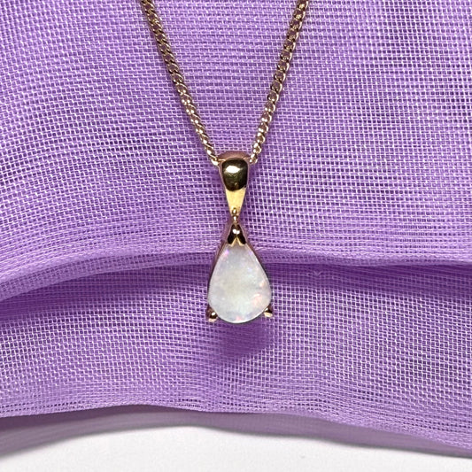 Pear shaped real opal yellow gold necklace