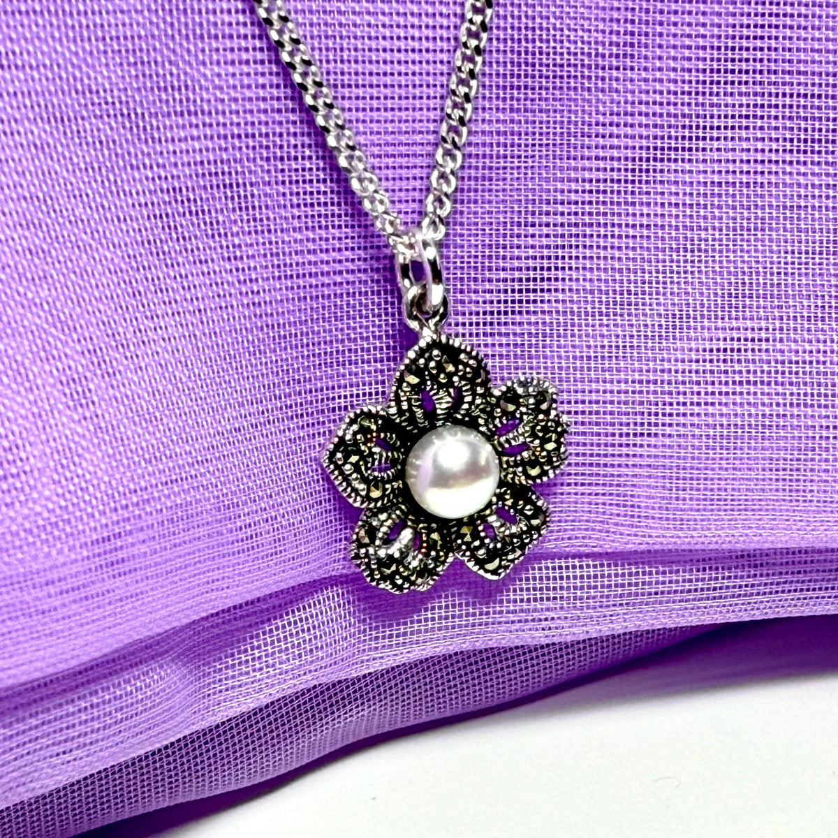 Pendant real marcasite and real freshwater cultured pearl flower necklace shaped sterling silver