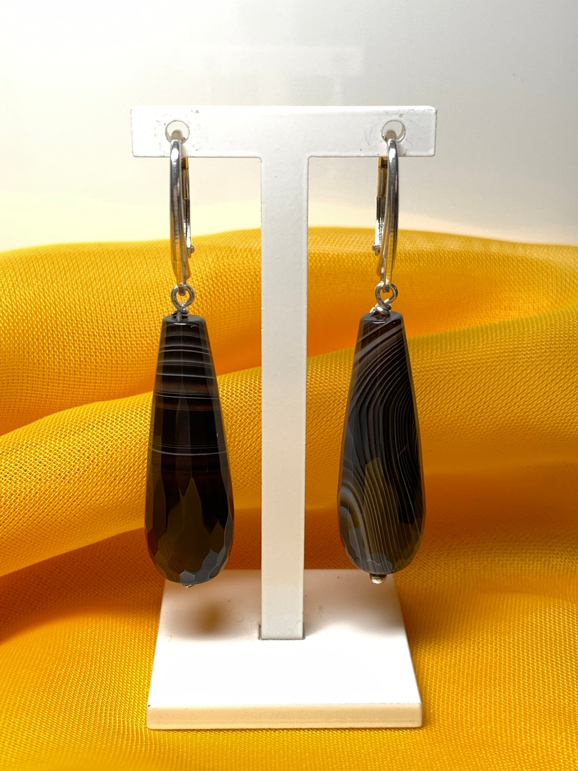 Agate brown teardrop shaped long drop earrings continental fittings