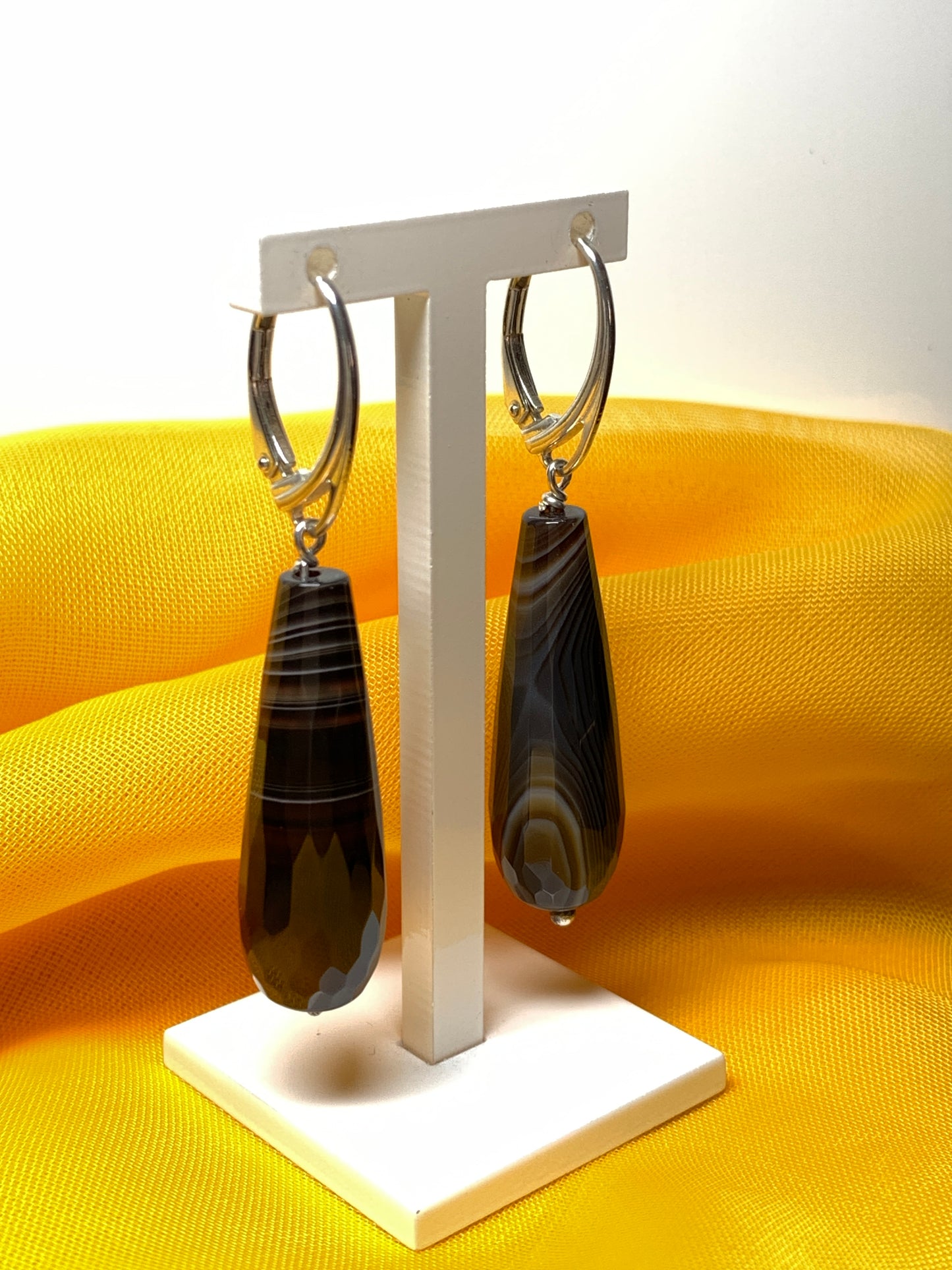 Agate brown teardrop shaped long drop earrings continental fittings