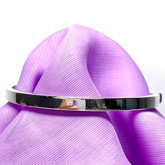 Bangle sterling silver round with a classic plain polished design