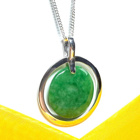 Large round halo necklace sterling silver circle shaped green real jade styled pendant, a timeless design to it with chain