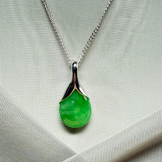Beautiful and stunning real green jade pendant necklace in a teardrop shape, exquisite and timeless design