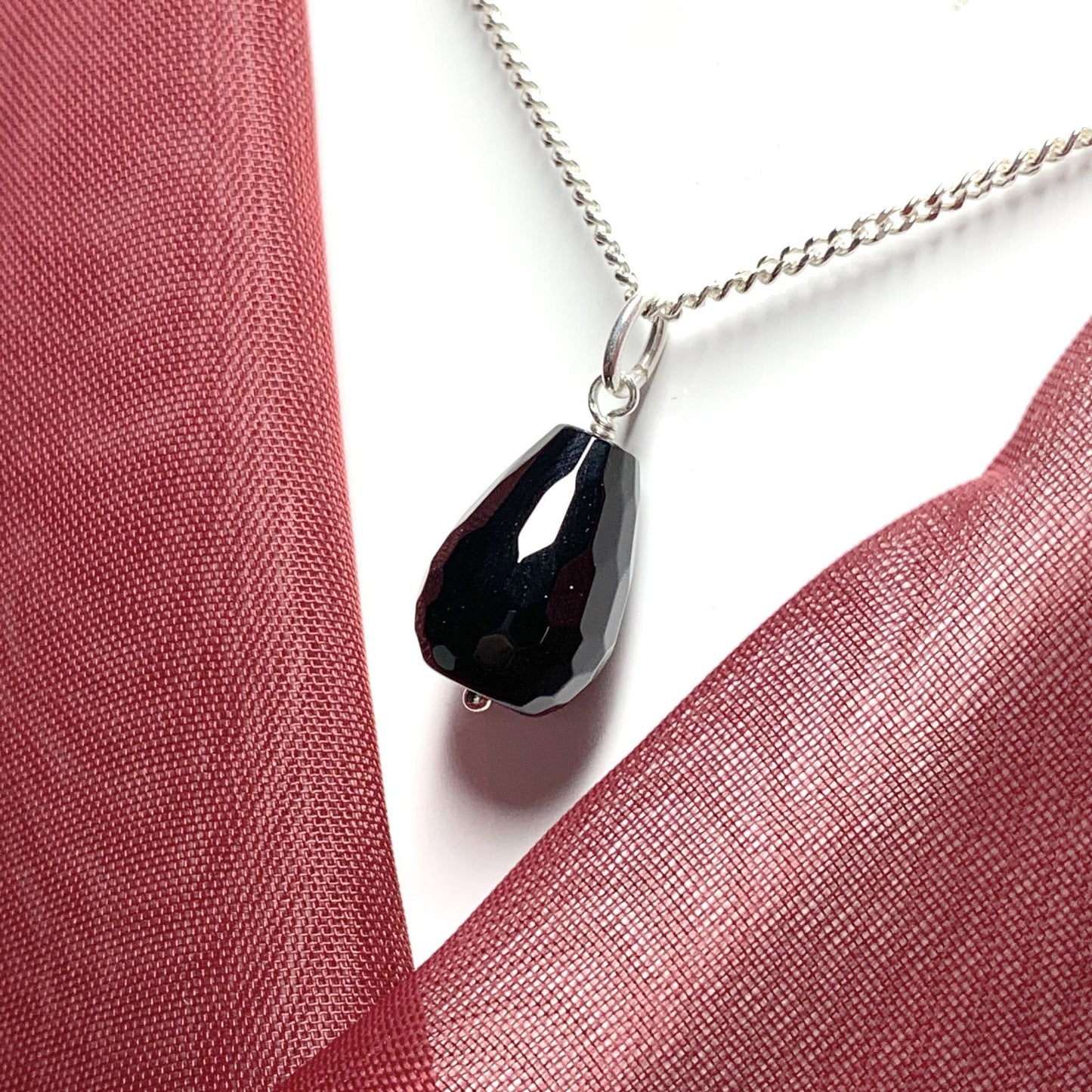 Medium tear drop silver pear shaped onyx necklace pendent