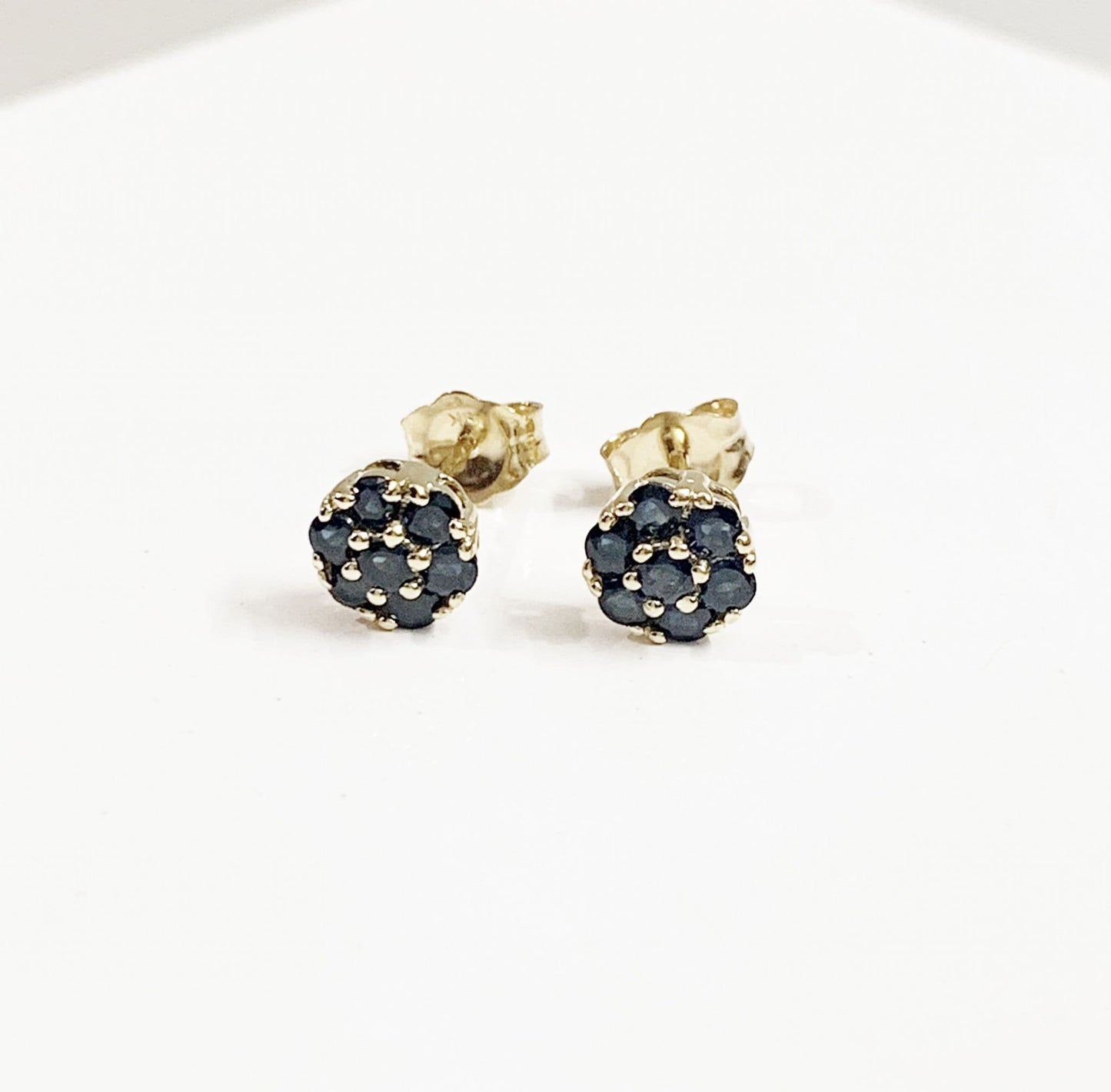 Copy of Blue Sapphire Yellow Gold Daisy Cluster Stud earrings