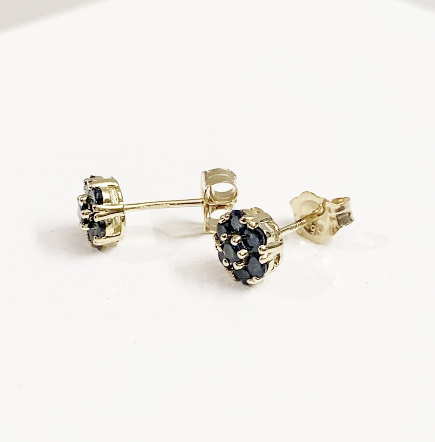 Copy of Blue Sapphire Yellow Gold Daisy Cluster Stud earrings