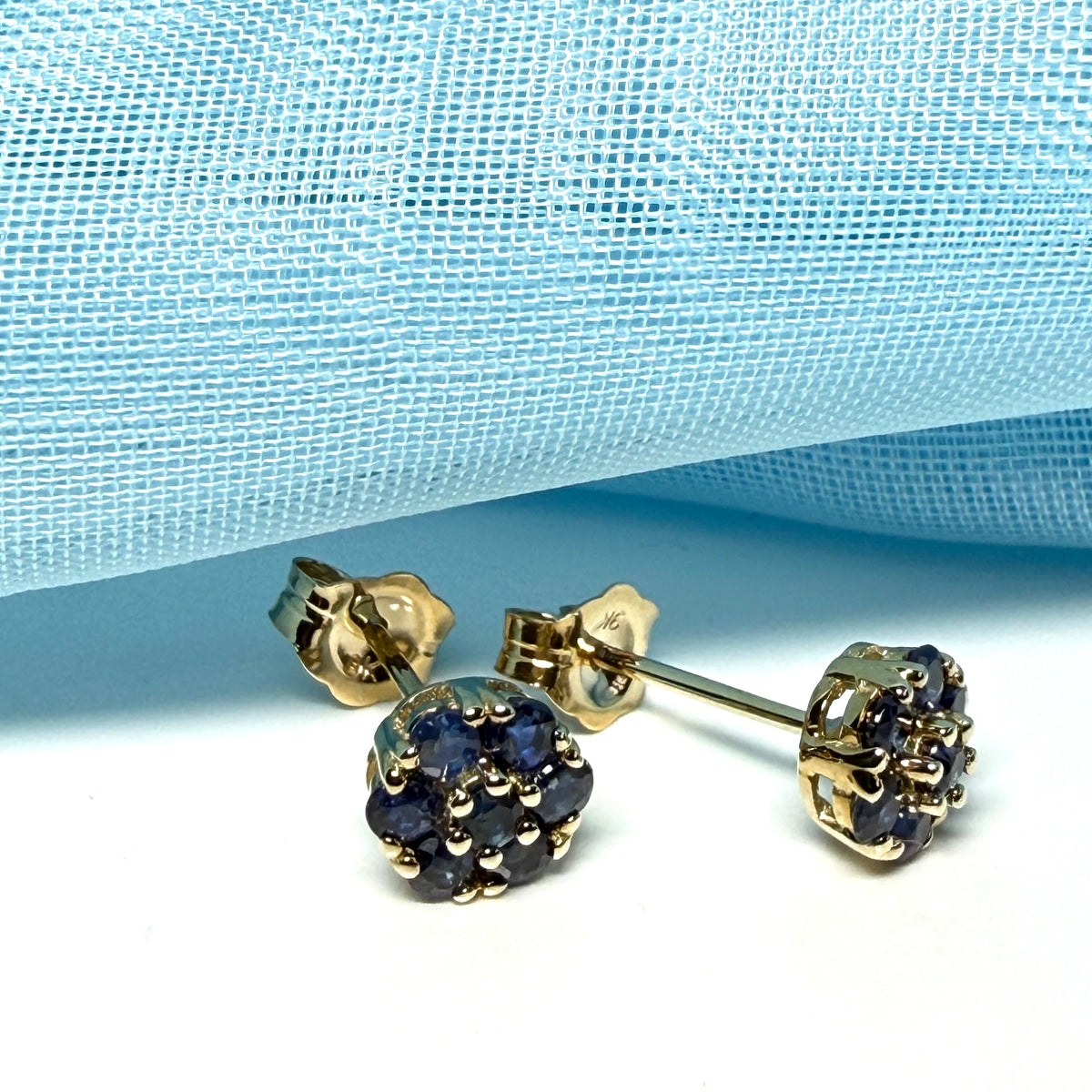 Blue real sapphire yellow gold daisy cluster round stud earrings