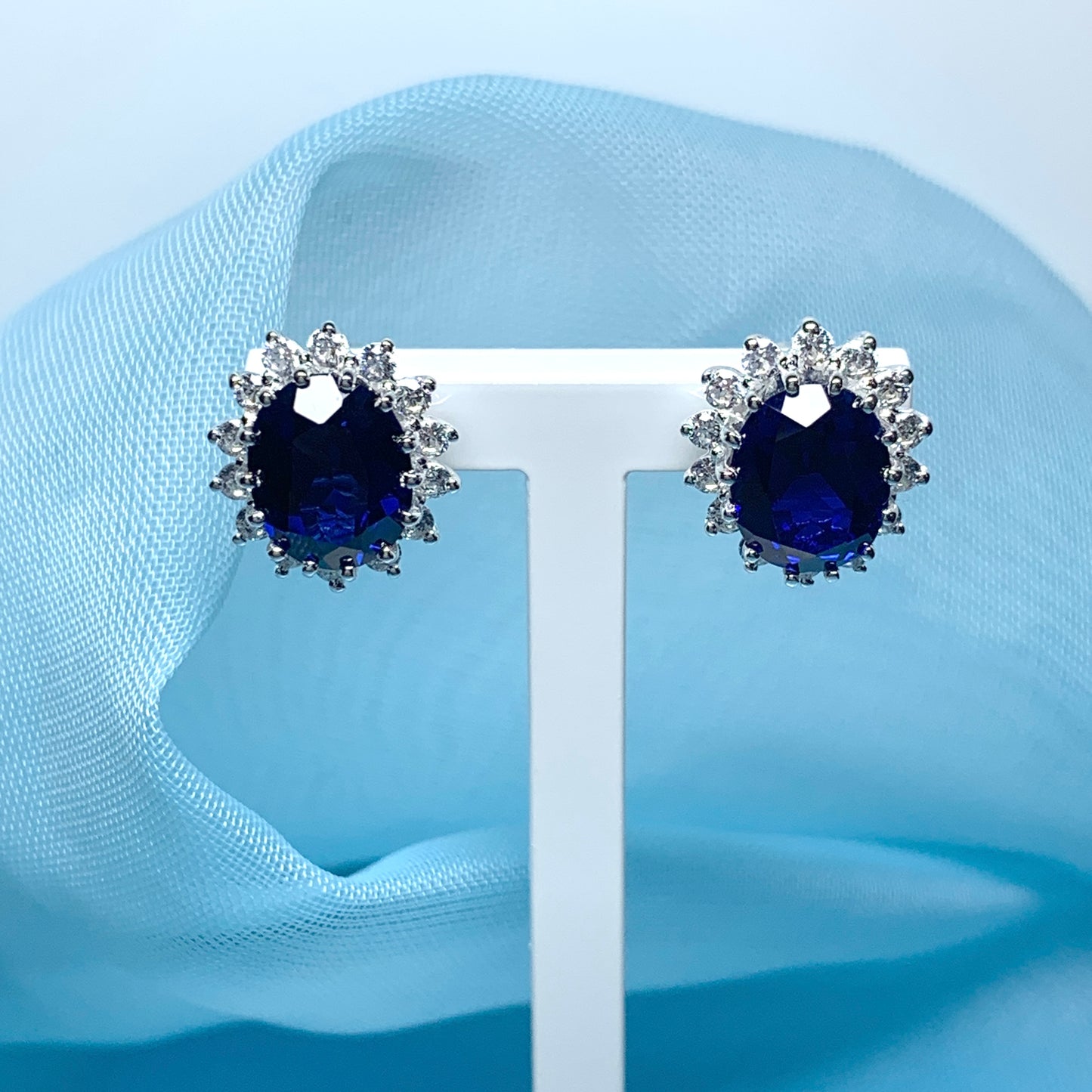 Blue oval cubic zirconia silver cluster stud earrings