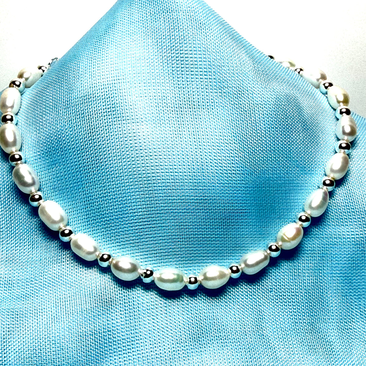 Bracelet real freshwater and sterling silver oval shaped pearl