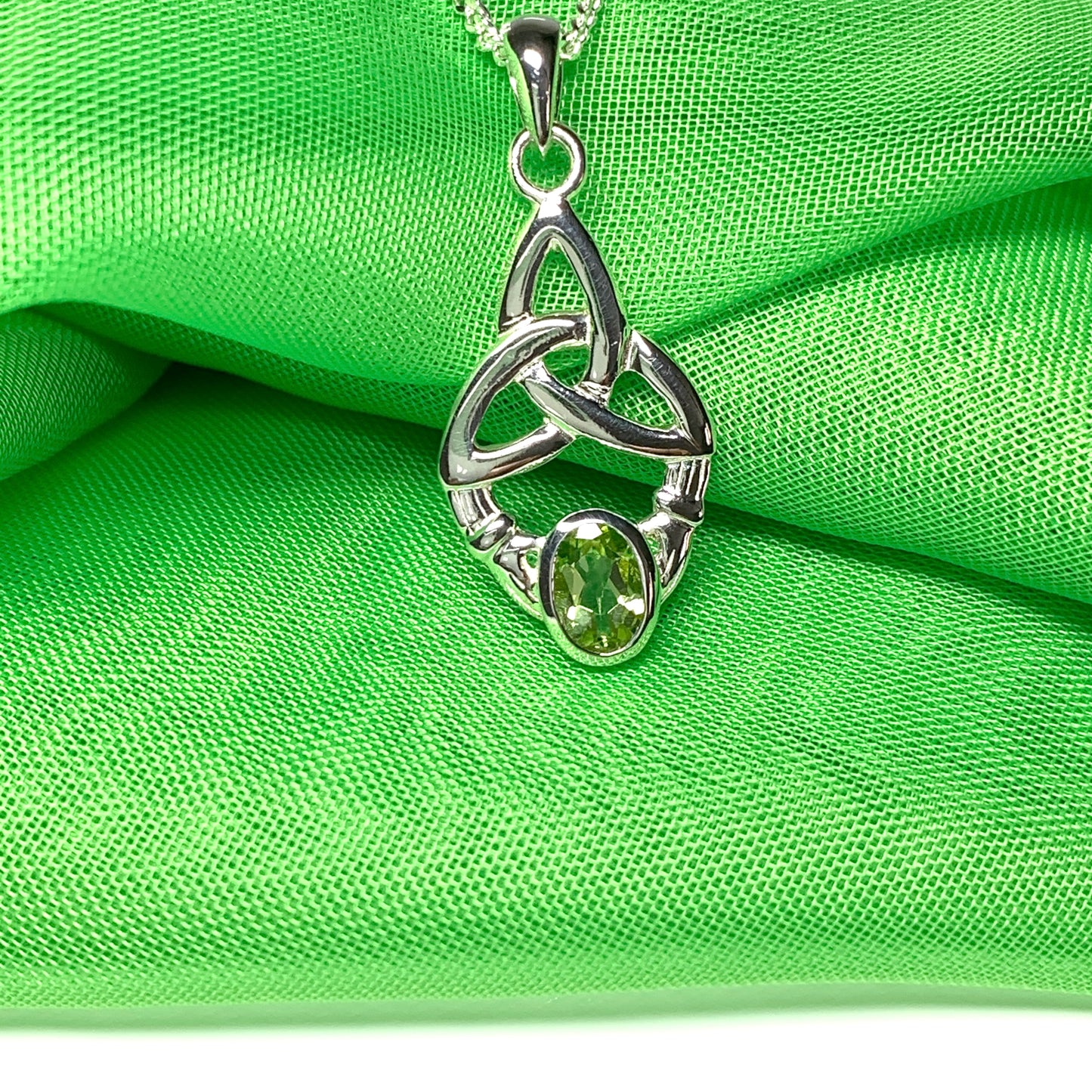 Celtic oval peridot necklace