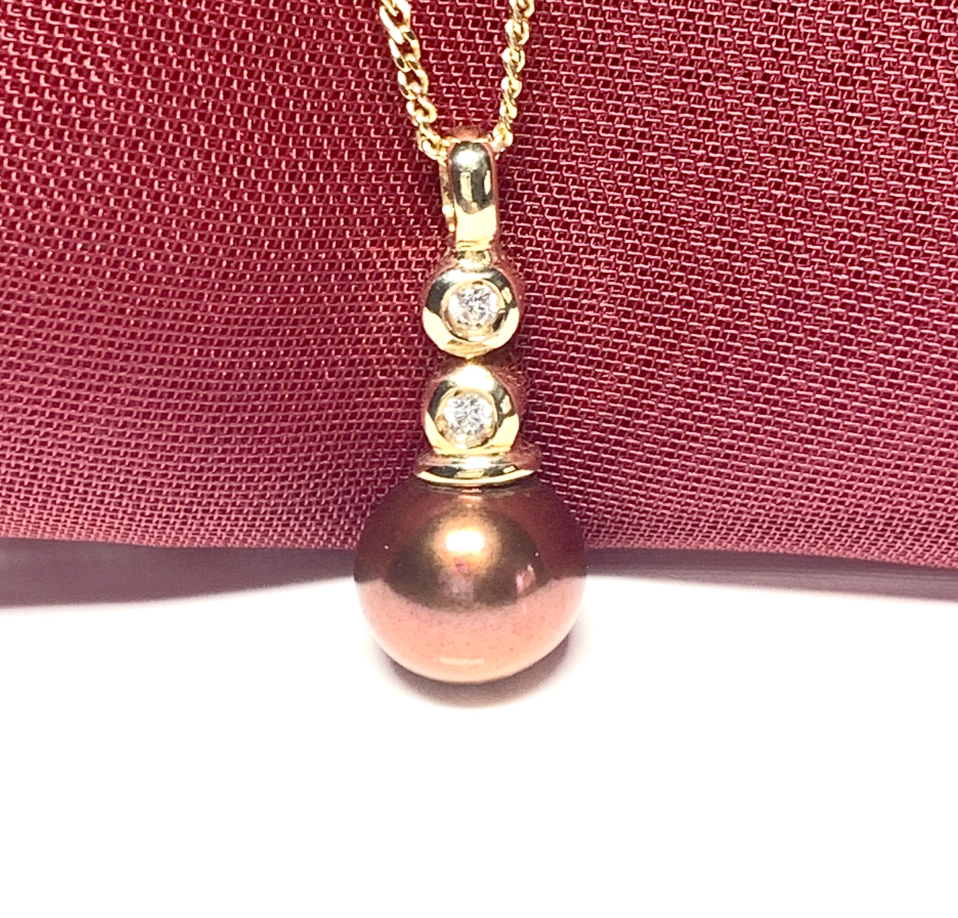 Chocolate pearl necklace freshwater cultured cubic zirconia yellow gold pendant