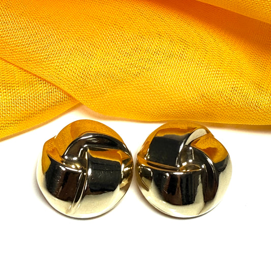 Clip on earrings yellow gold polished fancy patterned round