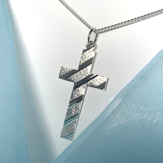 Cross patterned solid sterling silver diamond cut including chain