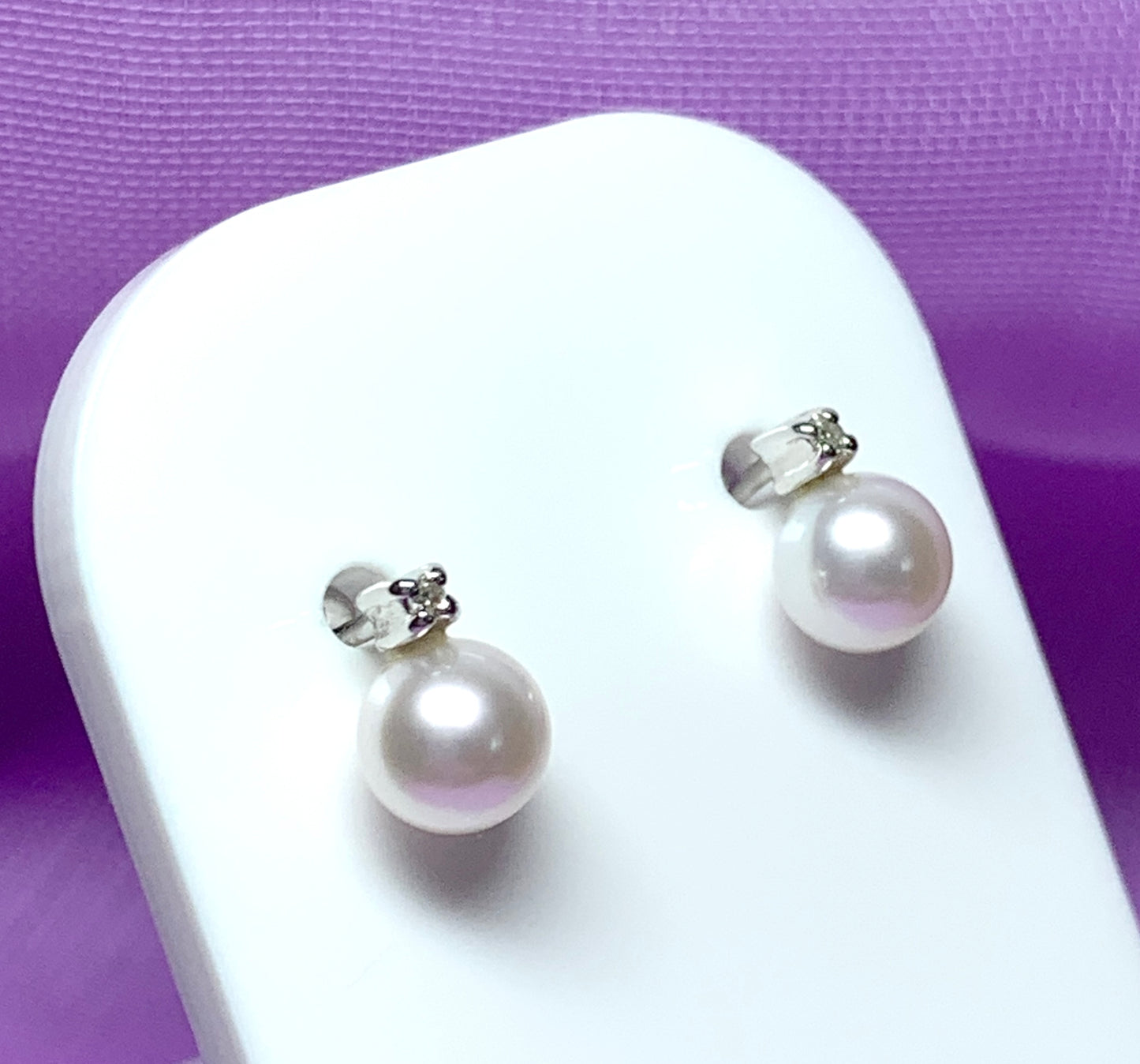 Cultured pearl and diamond stud earrings white gold
