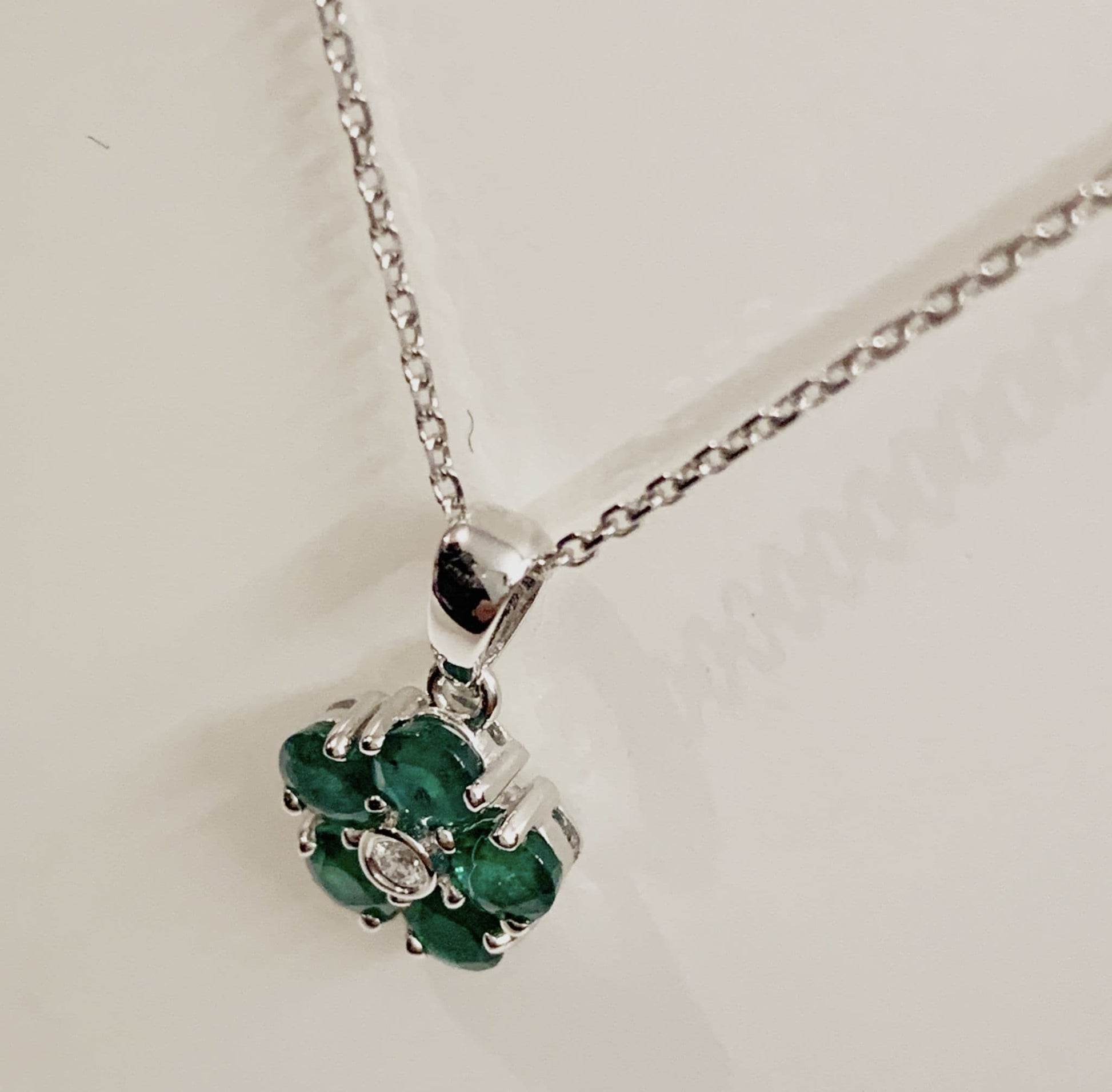 Green Emerald And Diamond White Gold Daisy Cluster Necklace
