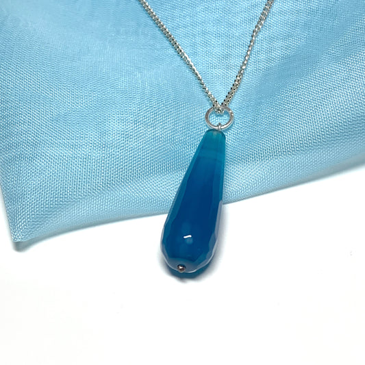 Dark blue agate pear shaped teardrop necklace pendent sterling silver