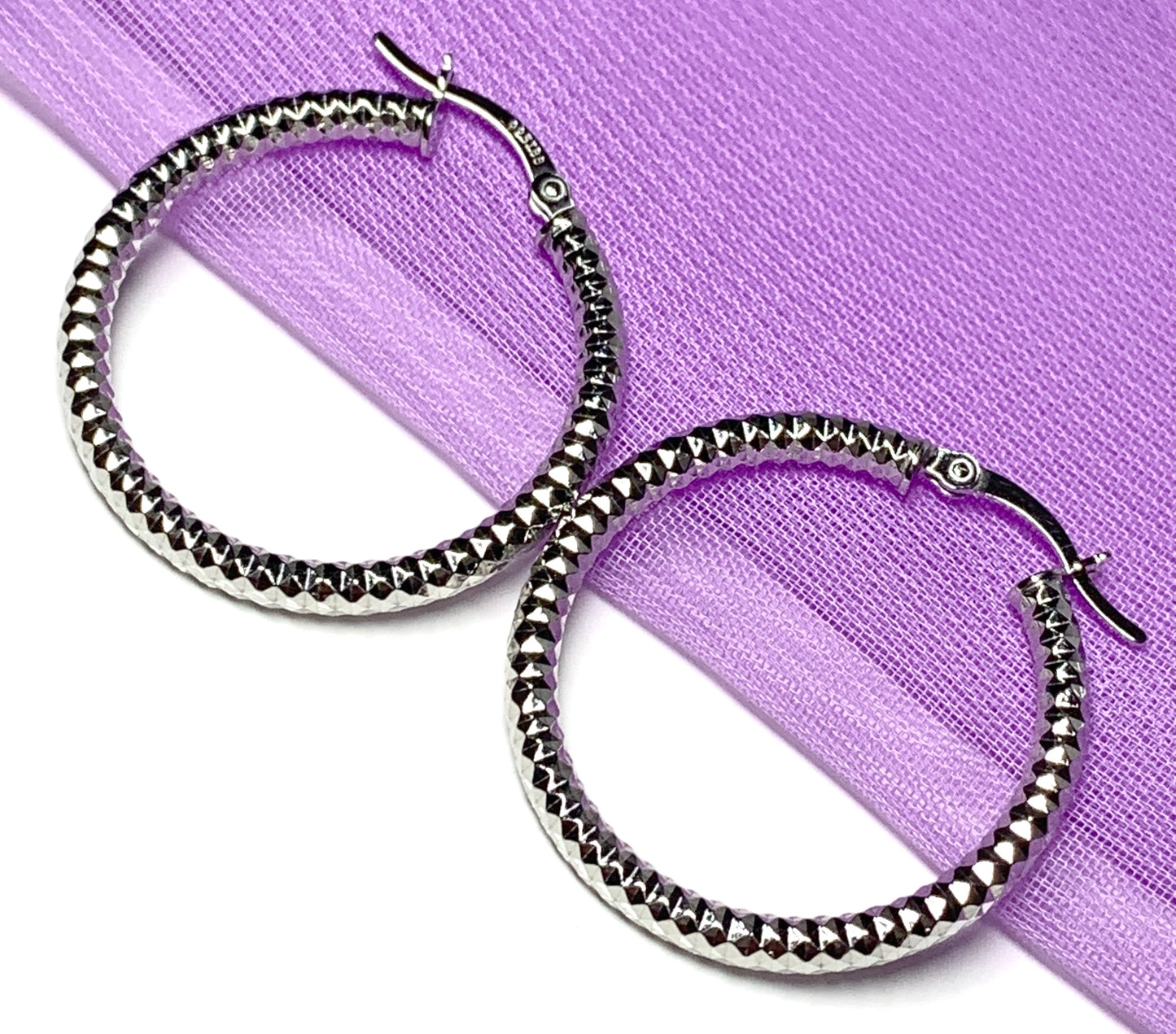 Diamond cut fancy faceted ribbed patterned sterling silver round hoop earrings 30 mm