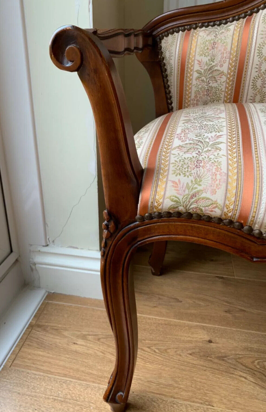 Edwardian style Double Saloon Chair - Superb Condition - Pre Loved