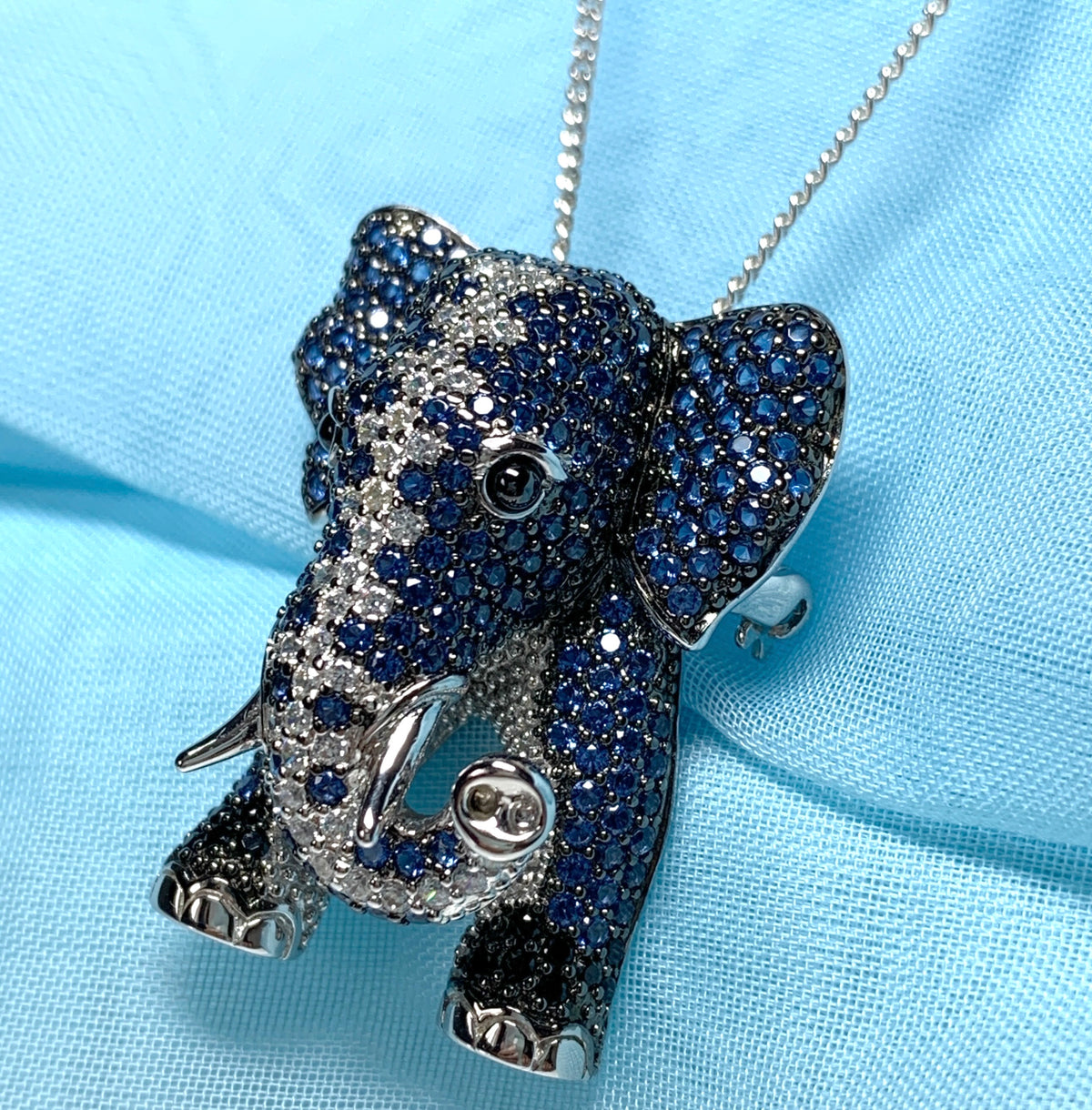 Elephant blue and white cubic zirconia fancy sparkling necklace including chain