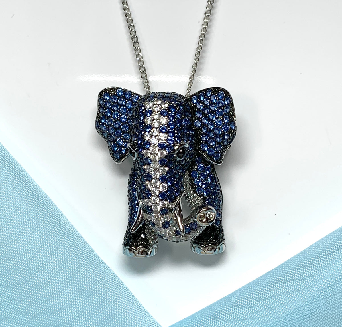 Elephant blue and white cubic zirconia fancy sparkling necklace including chain