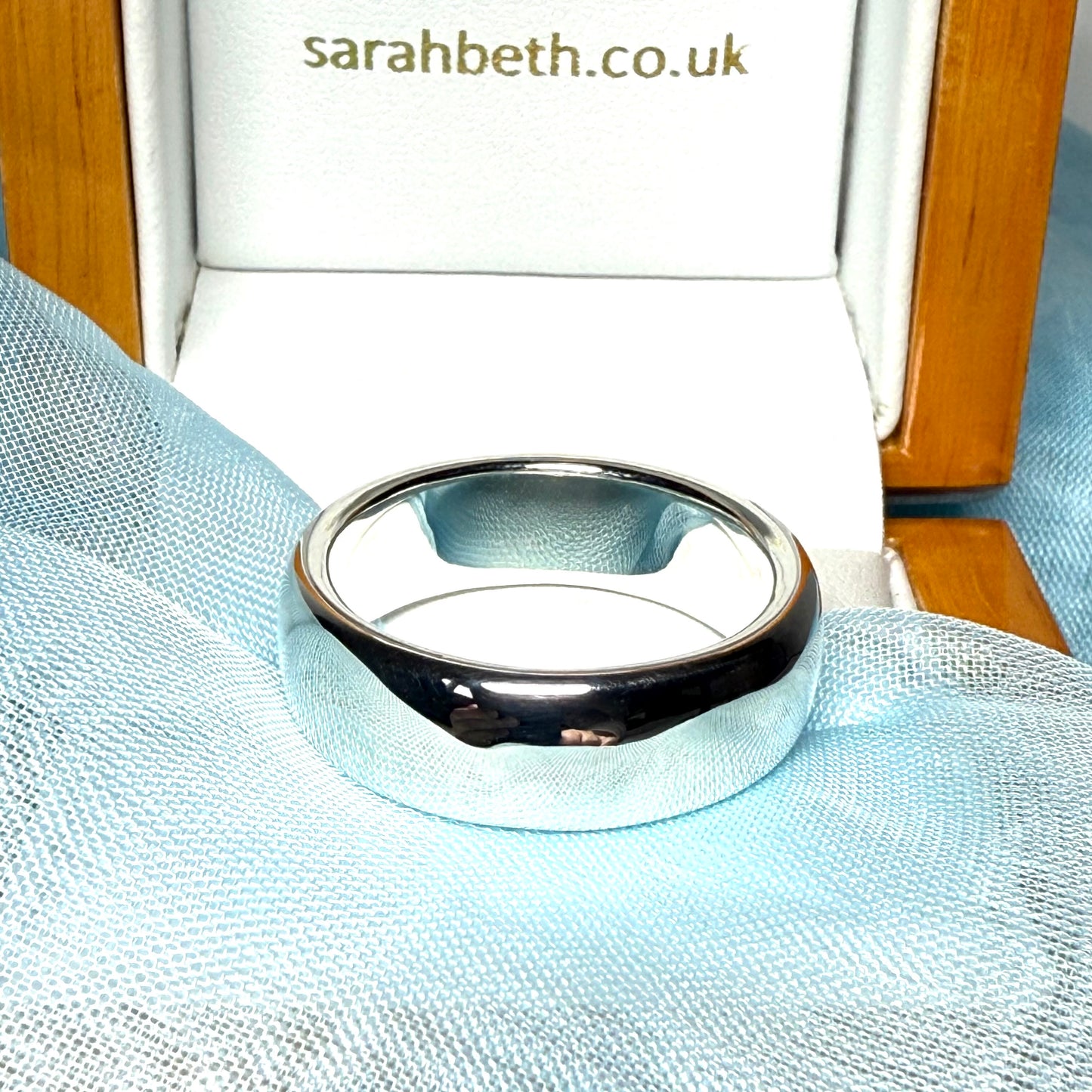 Extra heavyweight men’s wedding ring polished plain sterling silver 8 mm wide