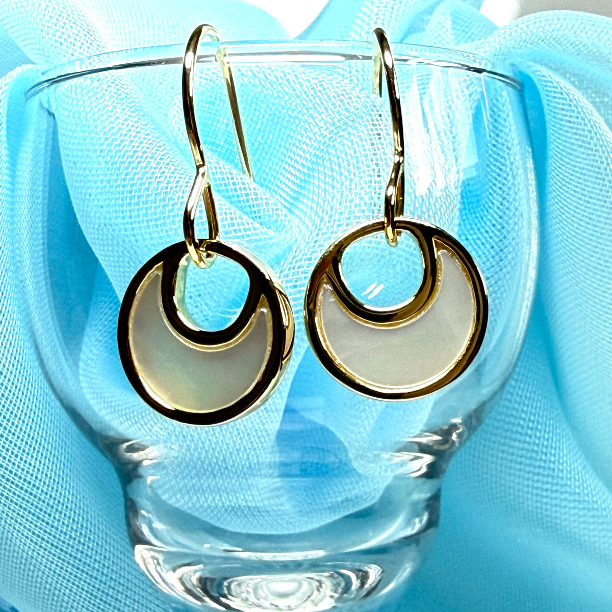 Fiorelli drop earrings round Mother Of Pearl gold plated sterling silver