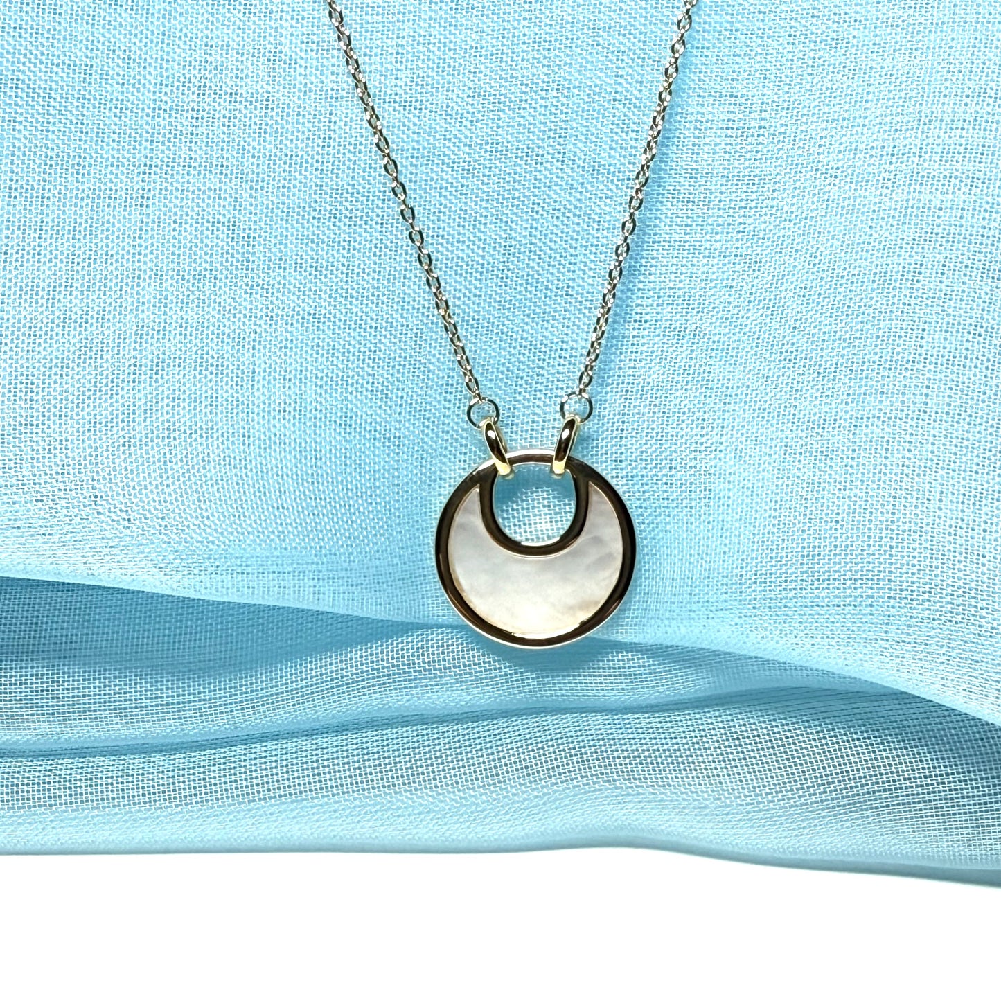 Fiorelli round Mother Of Pearl gold plated sterling silver necklace pendant