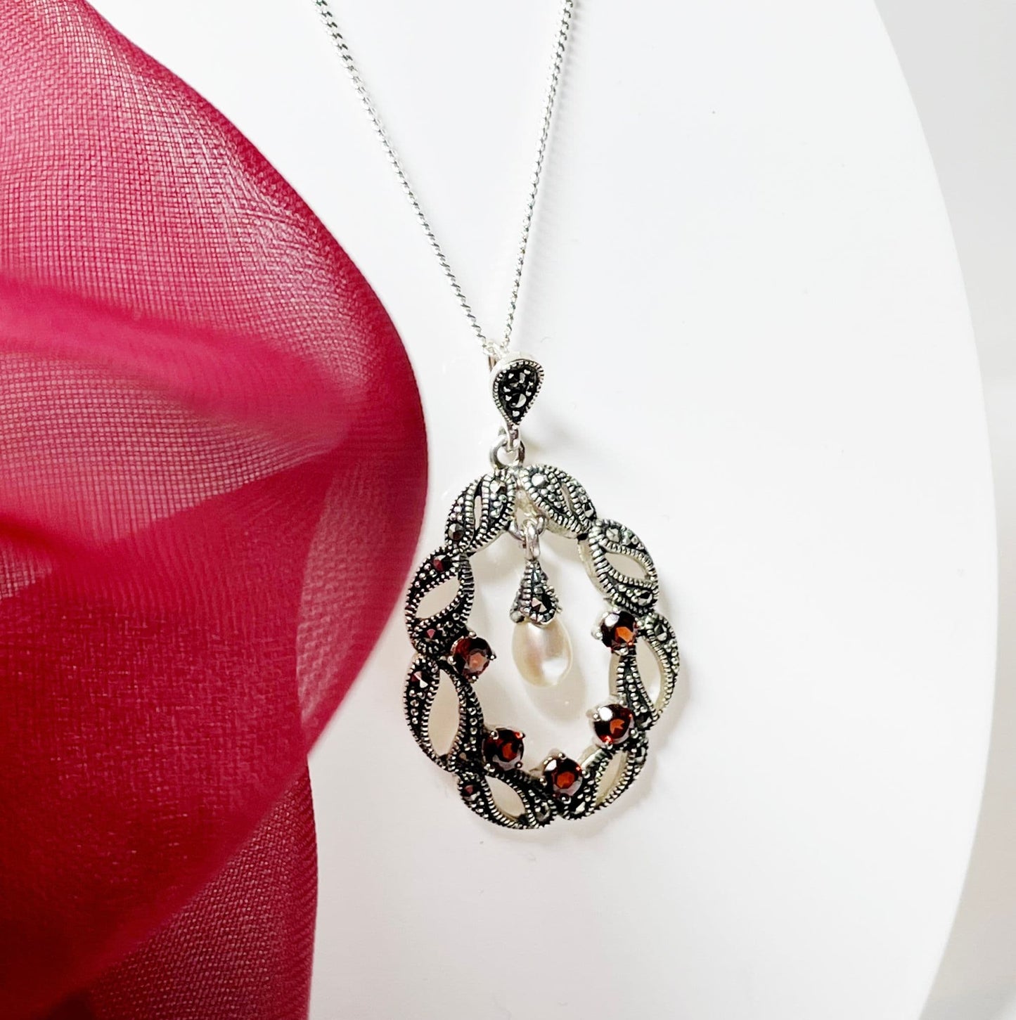 Garnet pearl and marcasite oval sterling silver red brown necklace