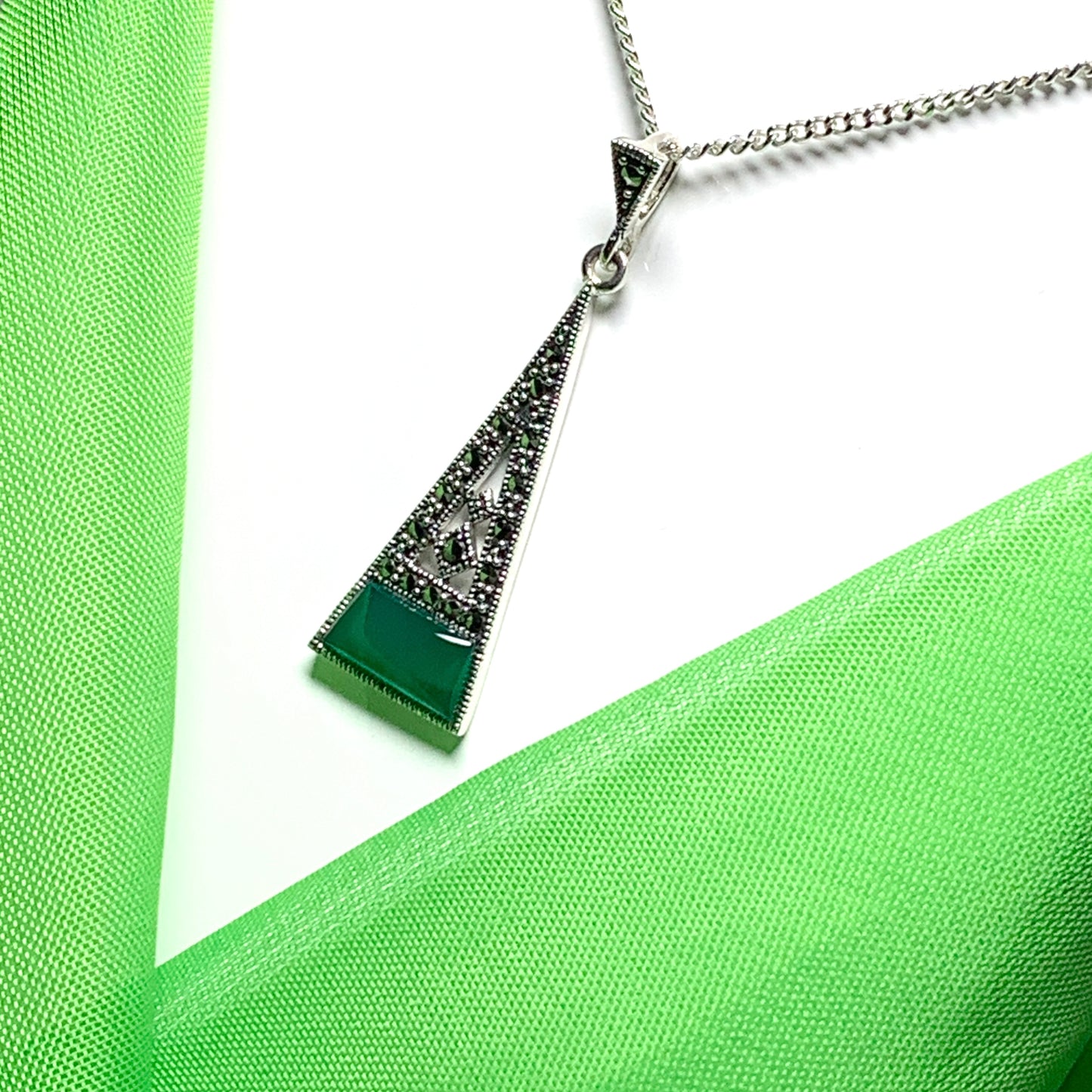 Green Agate And Marcasite Drop Kite Shaped Necklace Pendant Sterling Silver