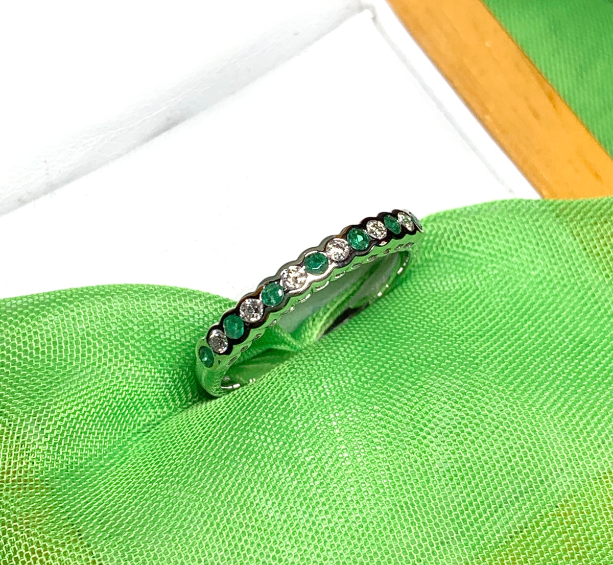 Real Green Emerald And Diamond Smooth Rubbed Over Eternity Ring White Gold