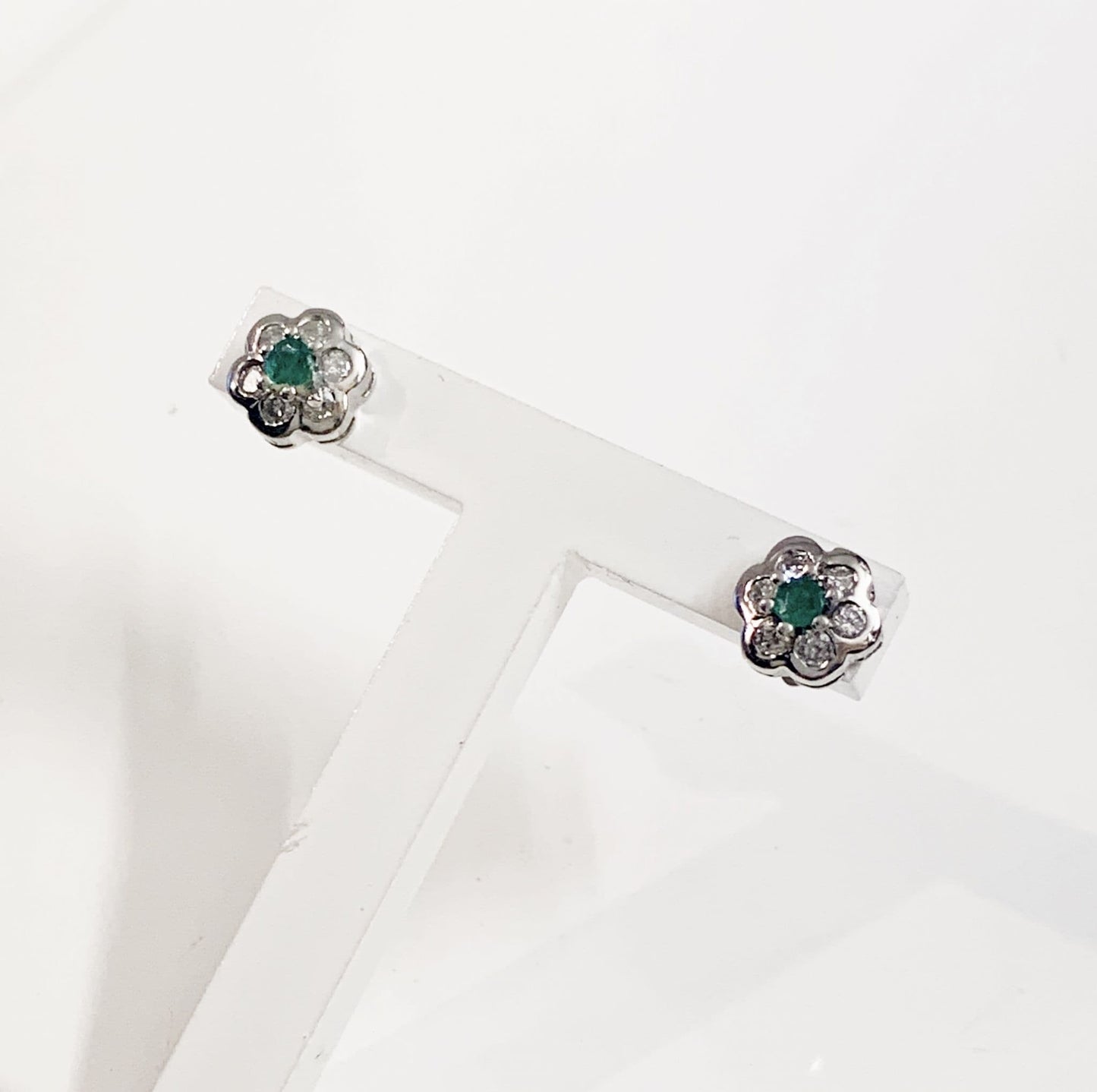 Real emerald and diamond stud earrings white gold round daisy cluster