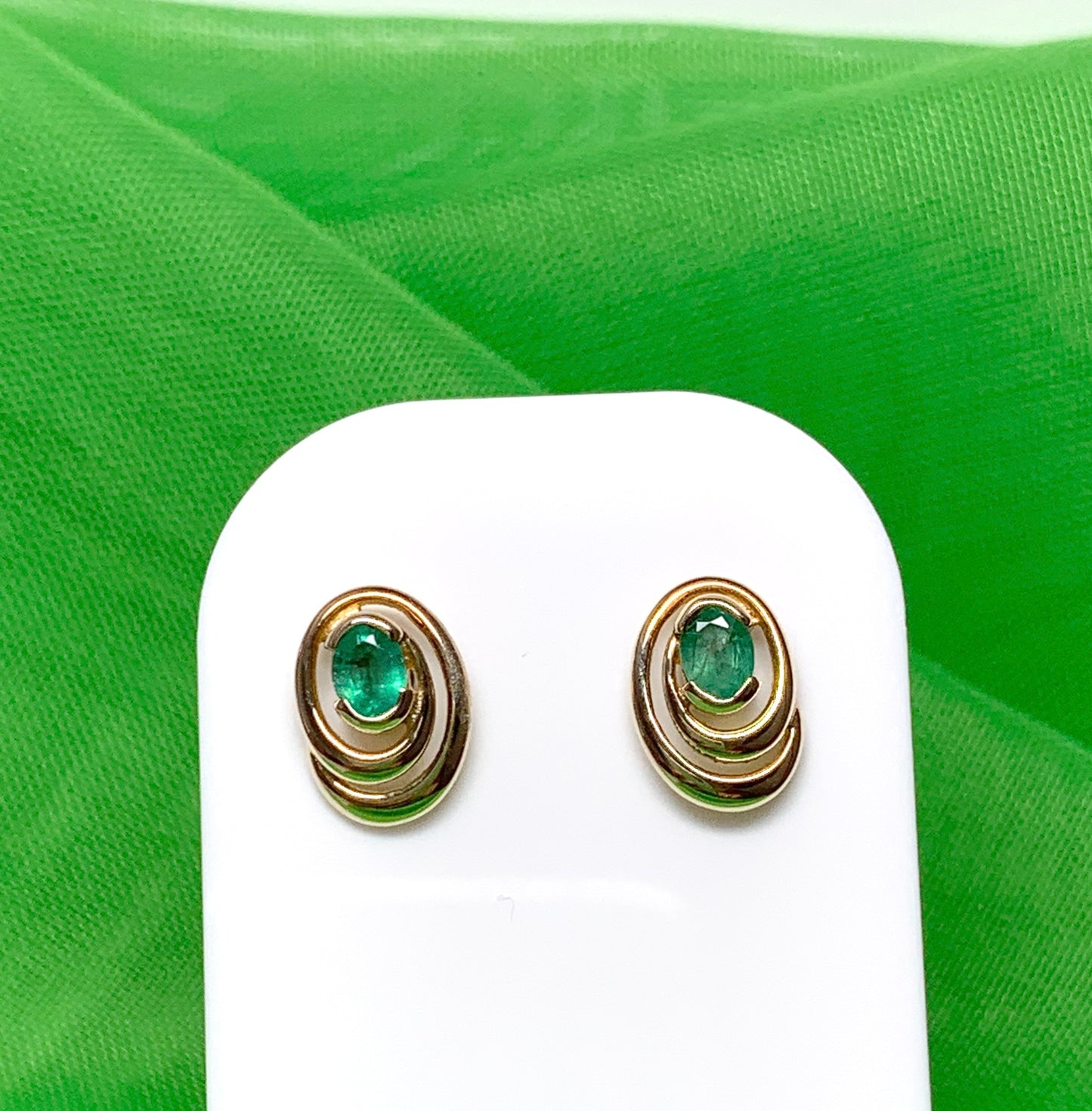Green real emerald yellow gold oval swirl stud earrings