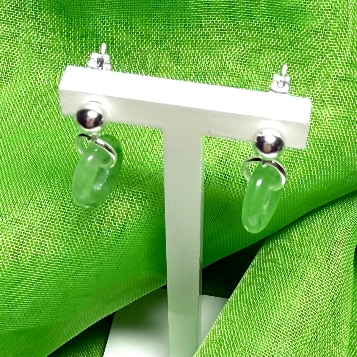 Green real jade sterling silver round drop dangling earrings