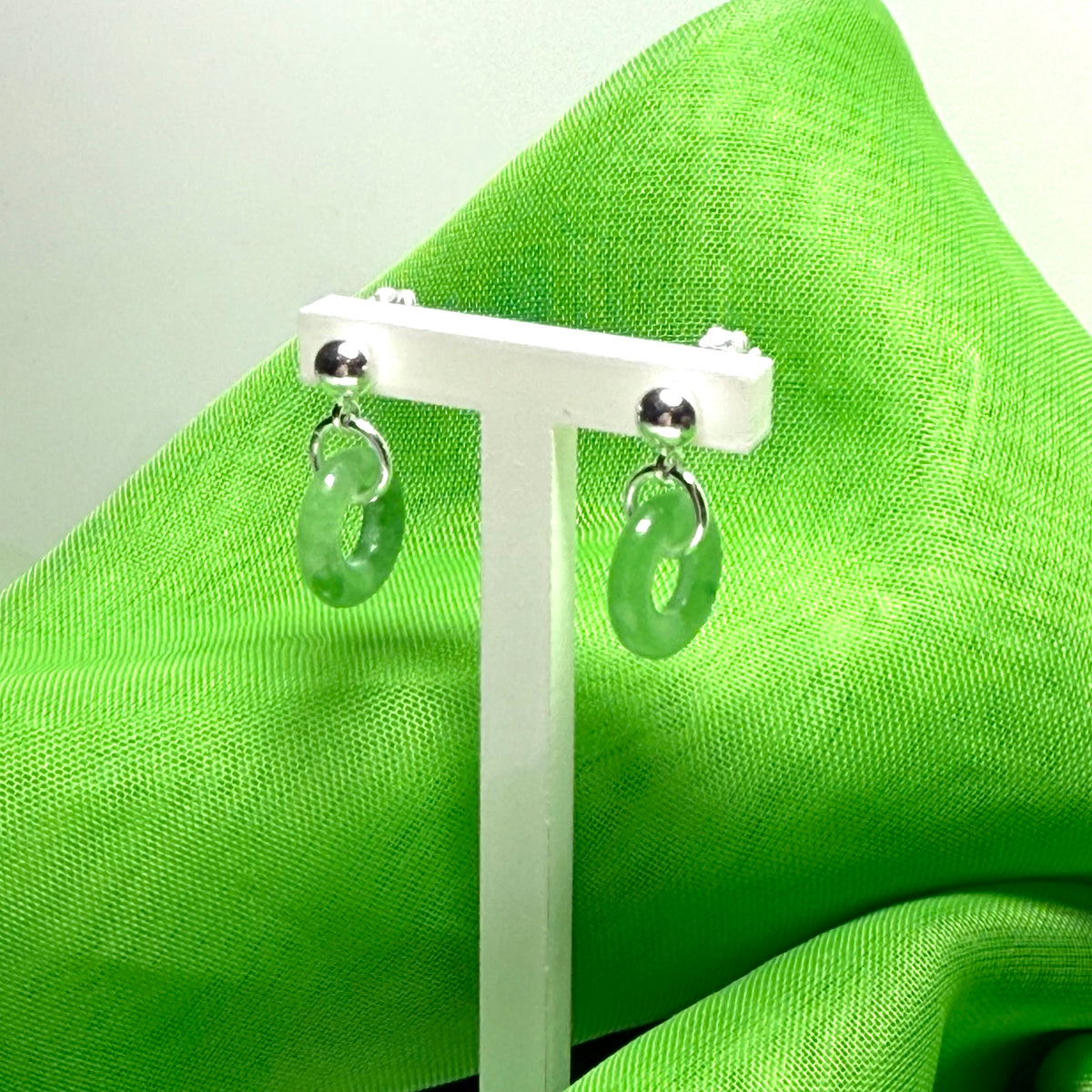 Green real jade sterling silver round drop dangling earrings