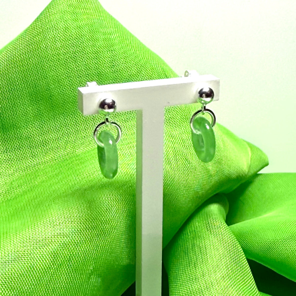 Green real jade sterling silver round drop dangling earrings