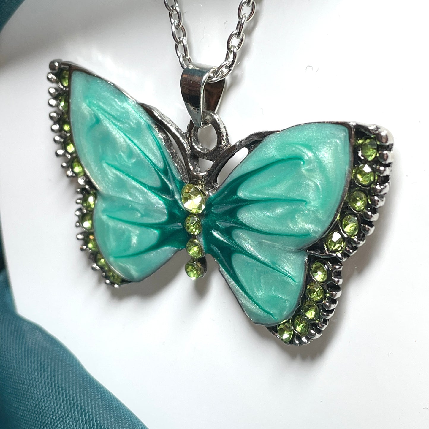 Green large enamelled butterfly necklace