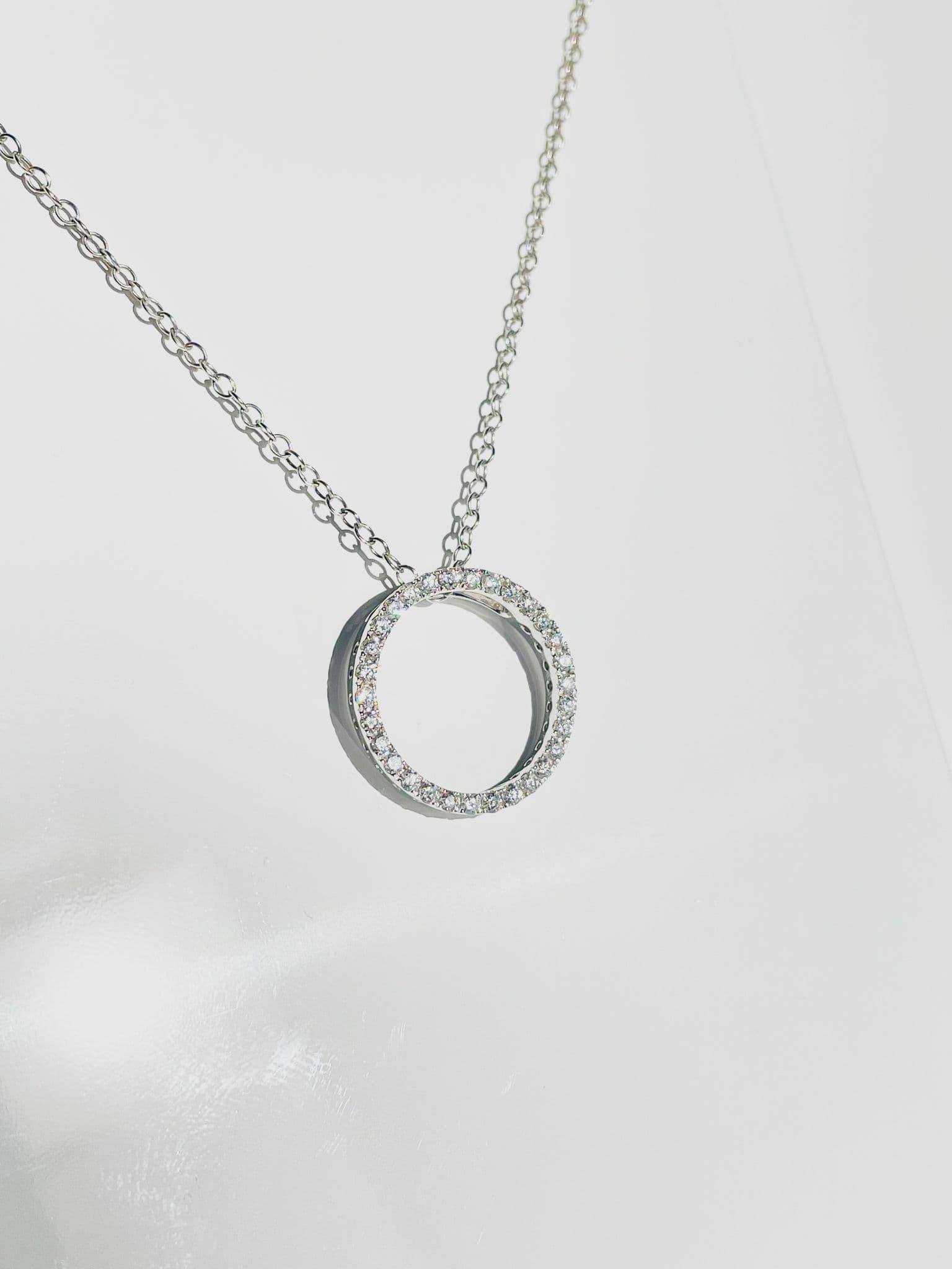 Half carat diamond round circle necklace pendant