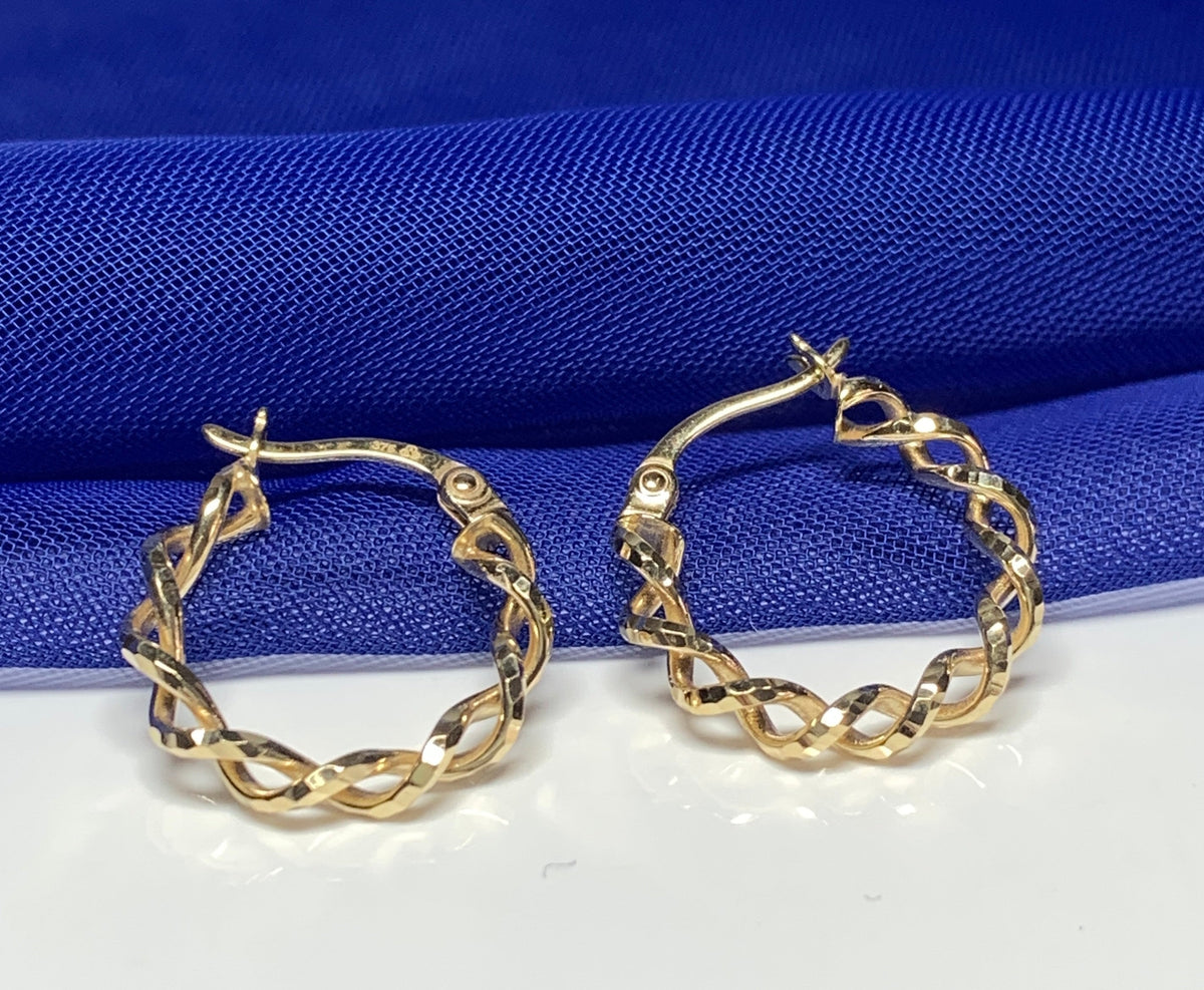 Hoop round yellow gold pierced earrings 17mm