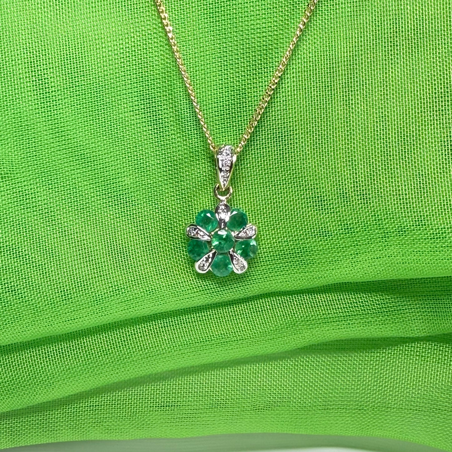 Real green emerald and real diamond round cluster necklace yellow gold pendant
