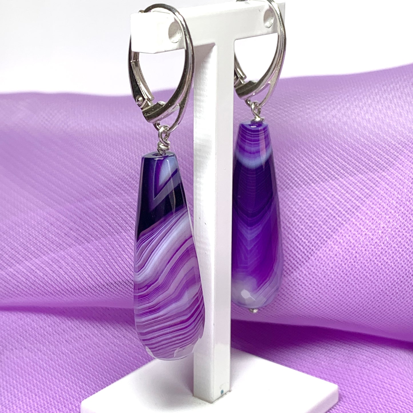 Purple teardrop shaped agate long drop earrings