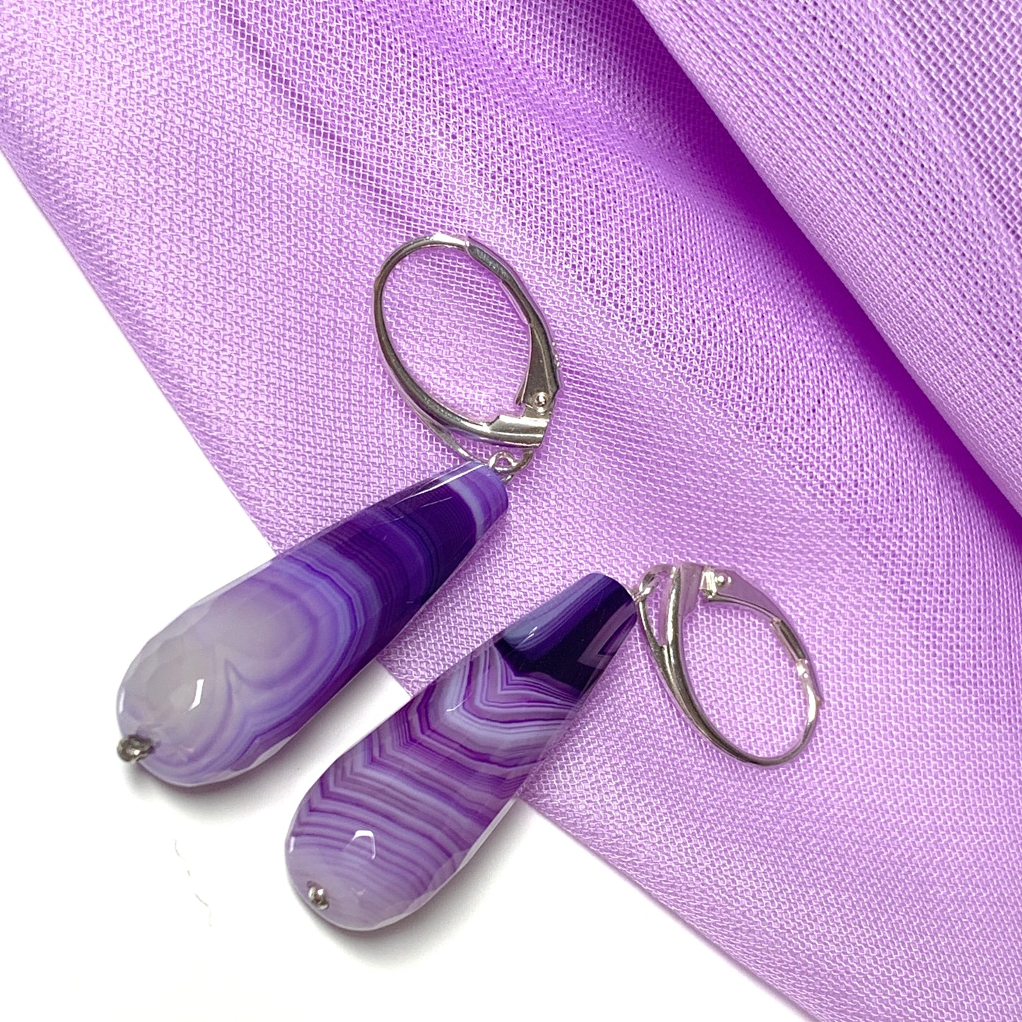 Purple teardrop shaped agate long drop earrings