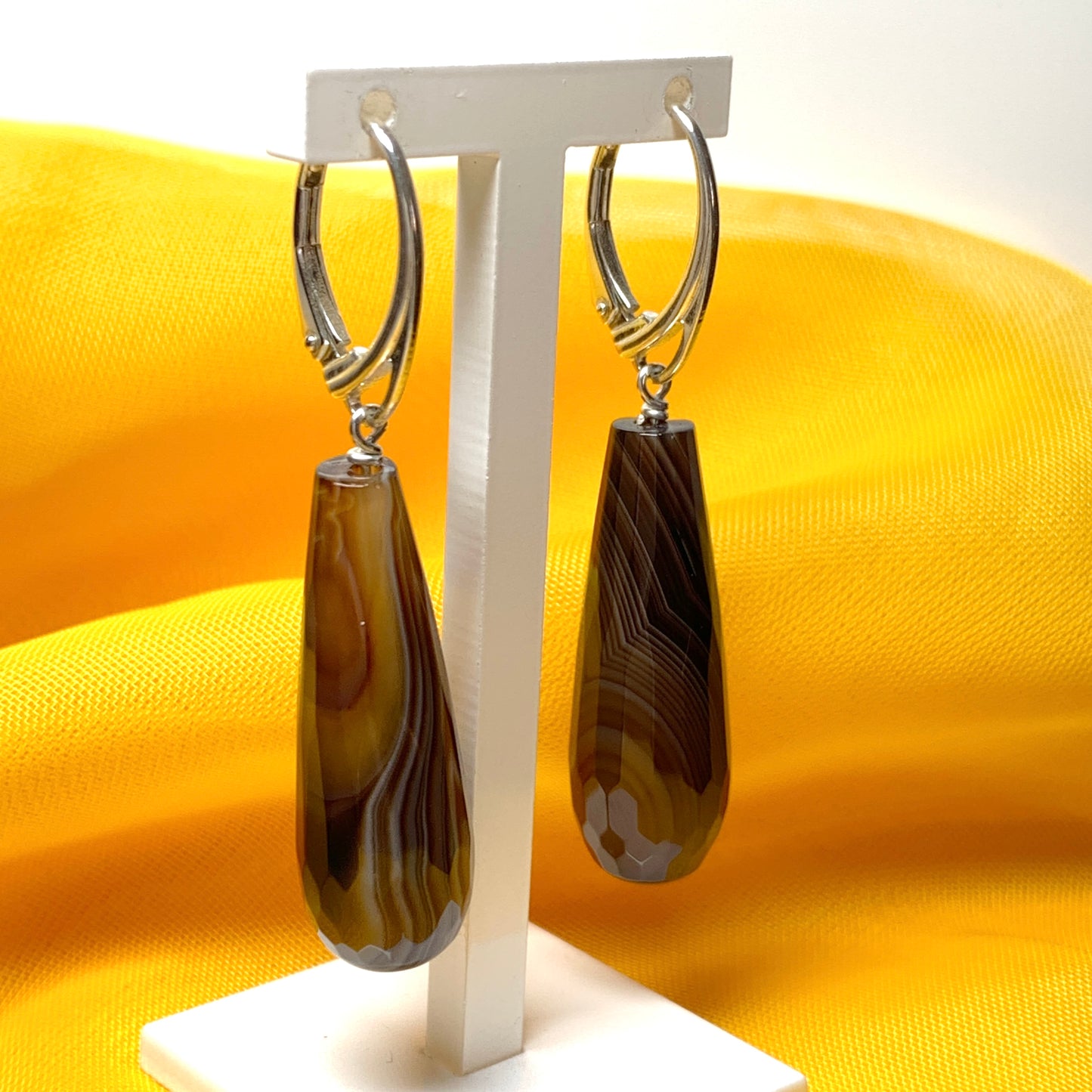 Brown agate teardrop shaped long drop earrings continental fittings