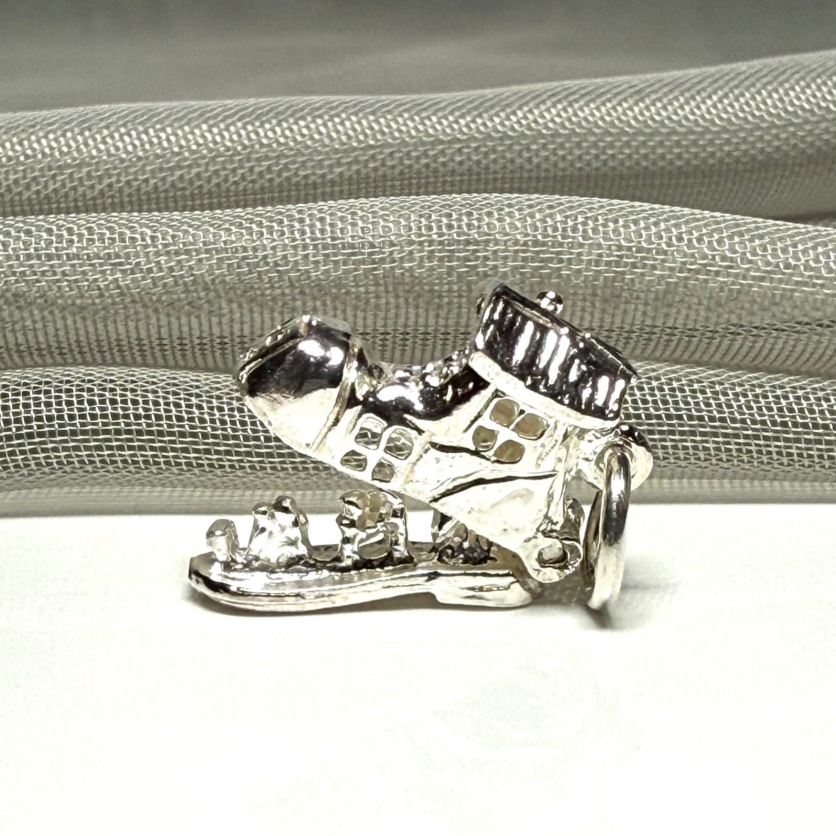 Sterling Silver Old Mother Hubbard Boot Solid Charm Small