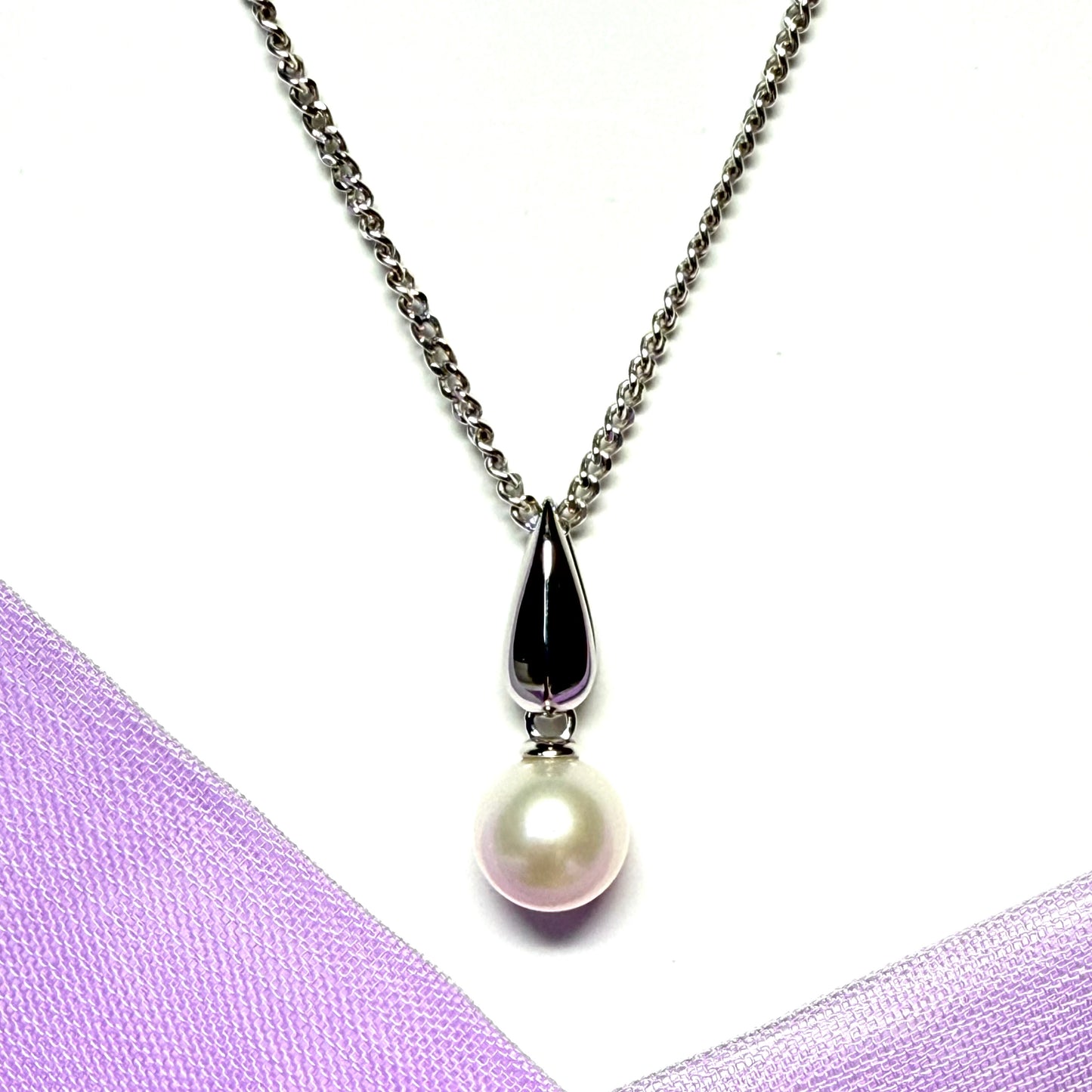 Real freshwater cultured pearl pendant white gold oval drop necklace