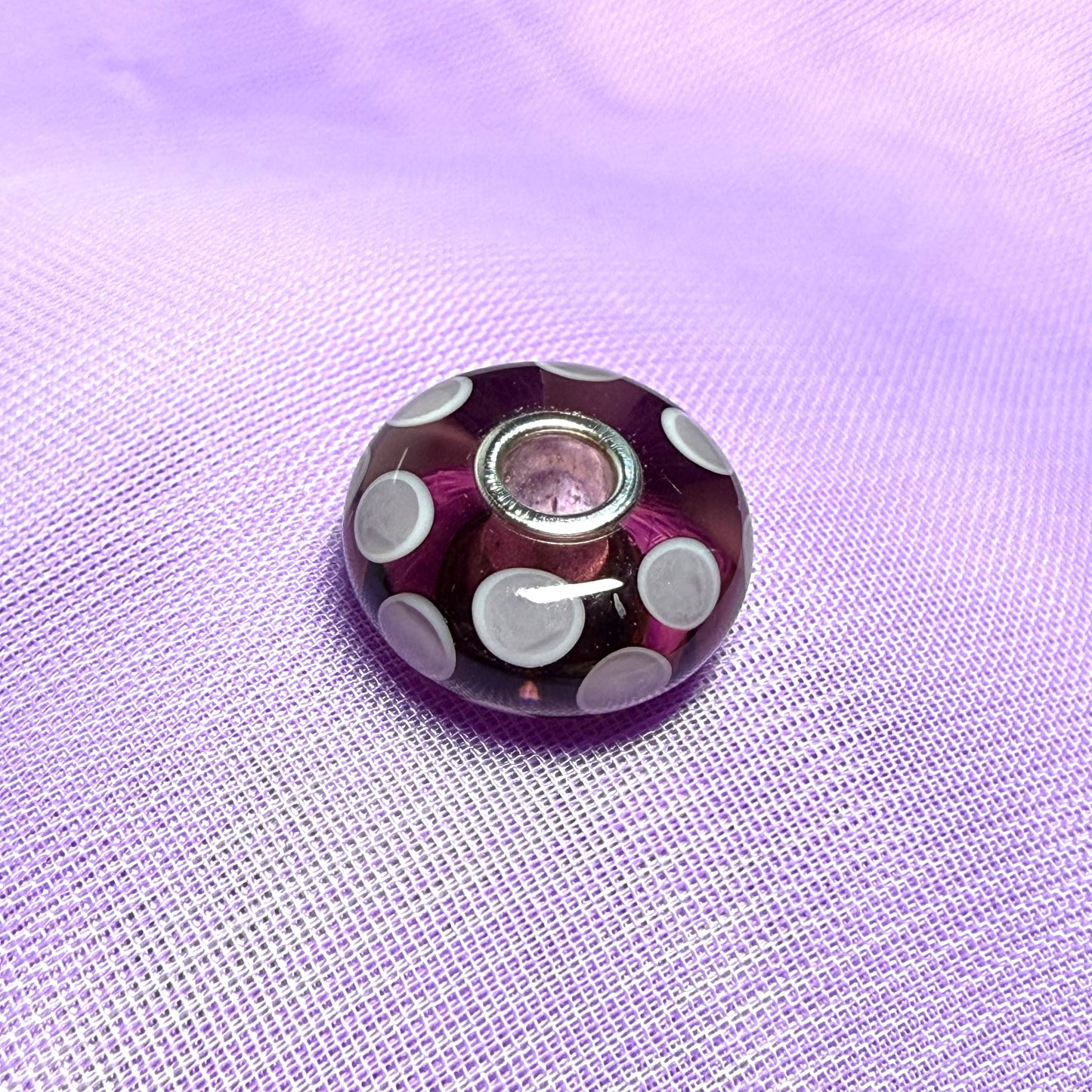 Dark pink dotted glass Unique Trollbeads