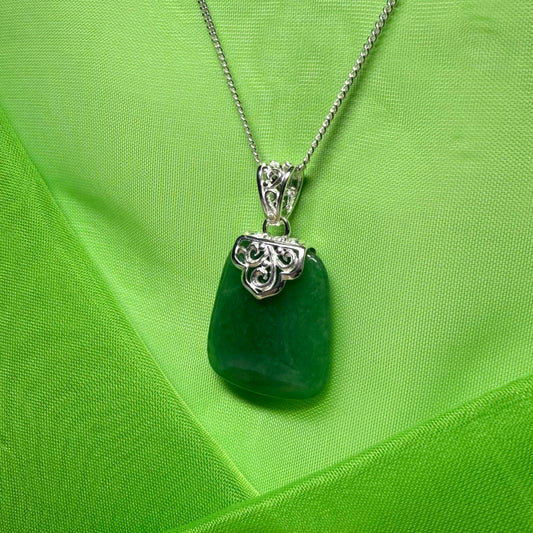 Real green jade stone, large cushion shaped pendant with solid chain