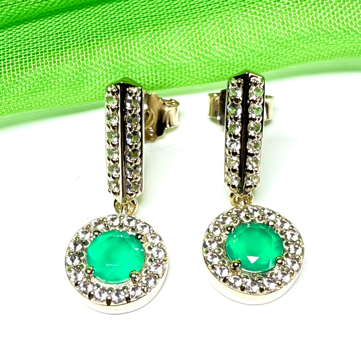 Round cluster round shaped dropped earrings with a real green agate stone sterling silver gilt