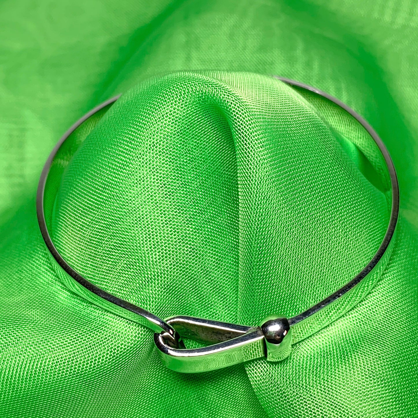 Ladies Sterling Silver Fancy Loop Hook Bangle