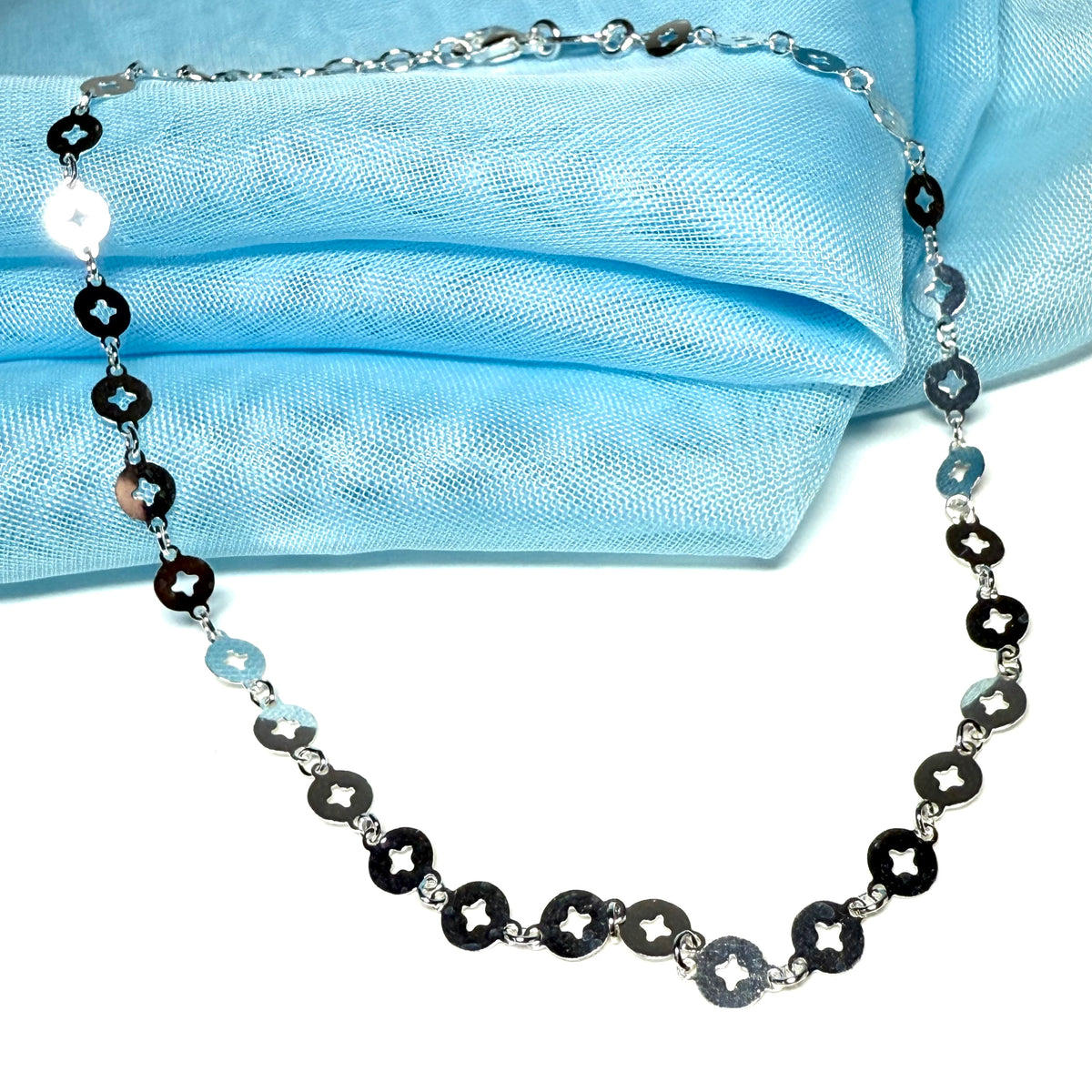 Ladies bracelet fancy round shaped sterling silver